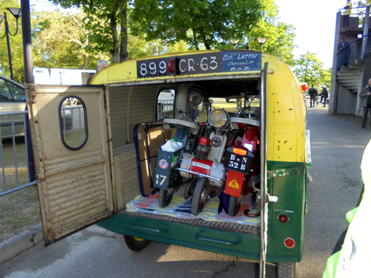 Trois Solex microns dans la 2 CV