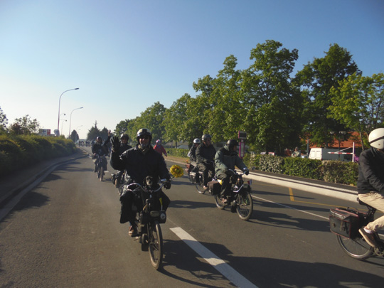 En route avec Claude Dhedin pour le circuit de Magny-Court