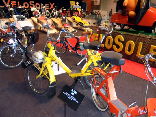 Un Solex 4600 jaune