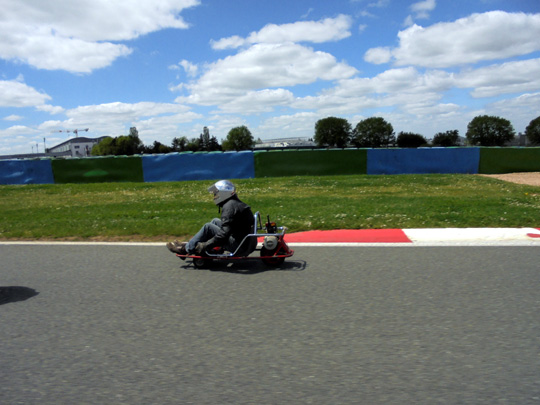 Qui est ce concurrent ?