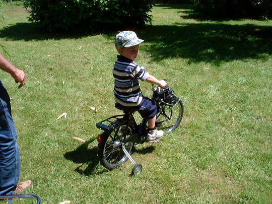 Pierre déjà fier de son solex F 4
