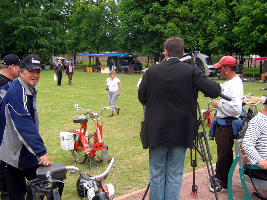 Bénédiction des solex par le curé de Saint-Etienne-les-Remiremont
