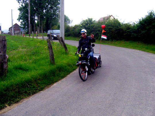 Frans Peet et sa remorque de dépannage