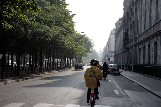 Boulevard des Batignolles devant le lycée Chaptal