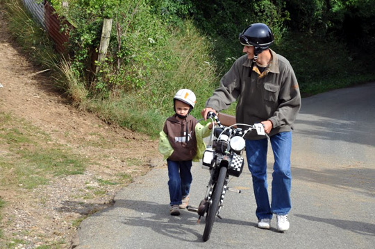 Le solex c'est bien mais il faut marcher dans les côtes...
