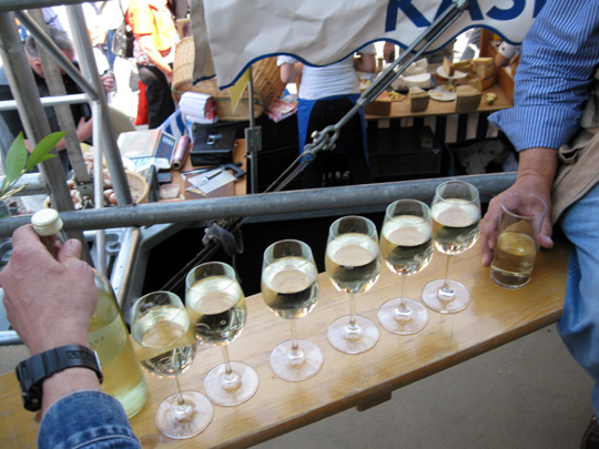 Le petit déjeuner sur le marché de Mayence
