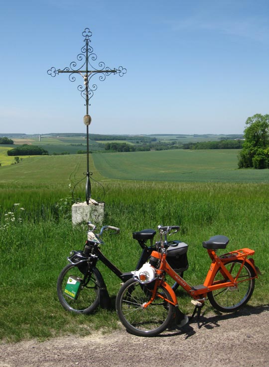 Les Solex sous la protection divine