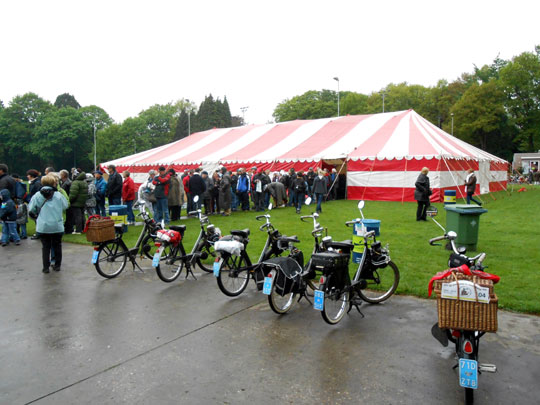 Le Chapiteau des 65 ans du Solex à Oosterbeeck