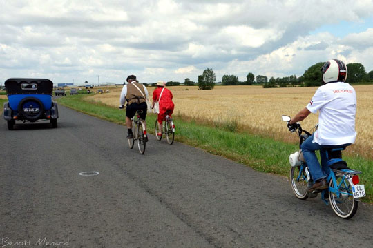 Après le vignoble les champs de blé