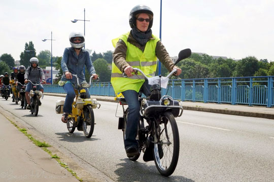 De magnifiques paysages à découvrir en vélosolex dans le Bas-Maine