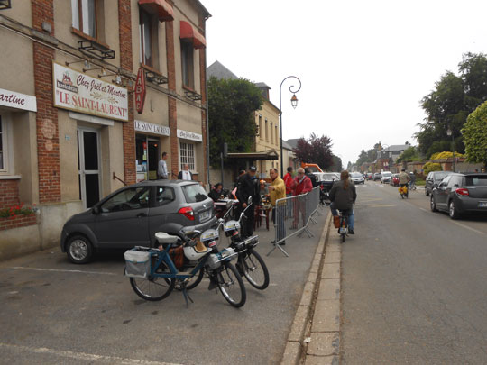 Quelques solexistes repartent