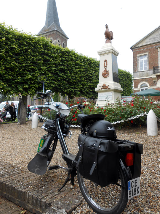 Le monument aux morts de Coudray Saint-Germer