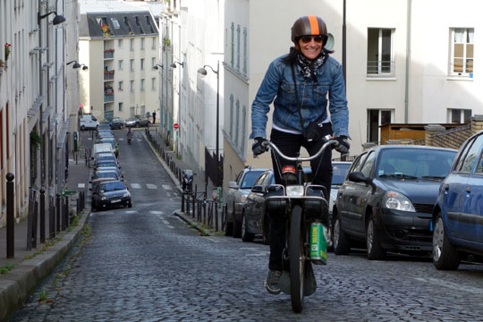 La rue des Partant à proximité du Cimetière du Père Lachaise, Paris XX