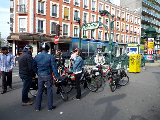 Édicule Guimard de la station de métro Avron
