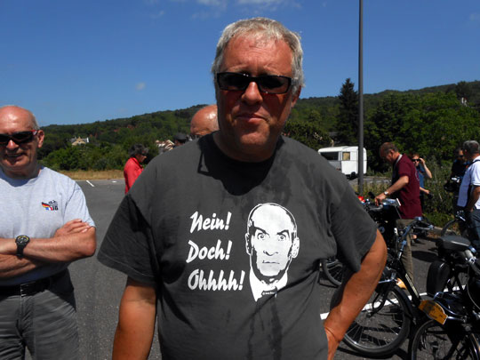 Dieter Müller et un habitué allemand des randonnées de Solex Millenium