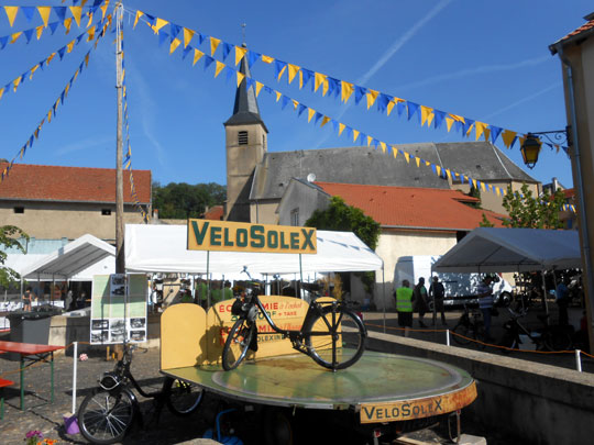 Jour de Fête à Rodemack avec son manège