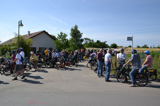 A droite de la photo Mattern et Dieter Müller