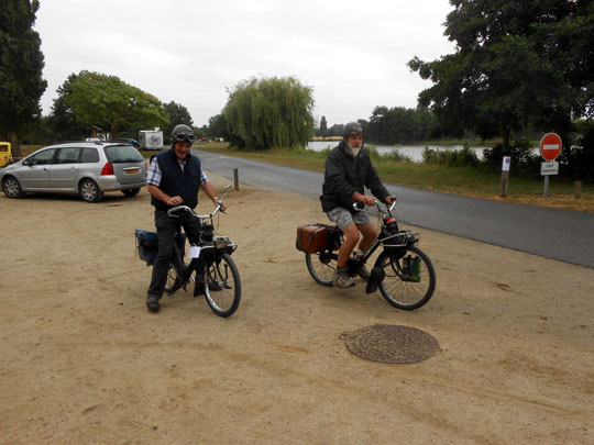 Nos amis solexistes Dominique et Gustave du Maine et Loire