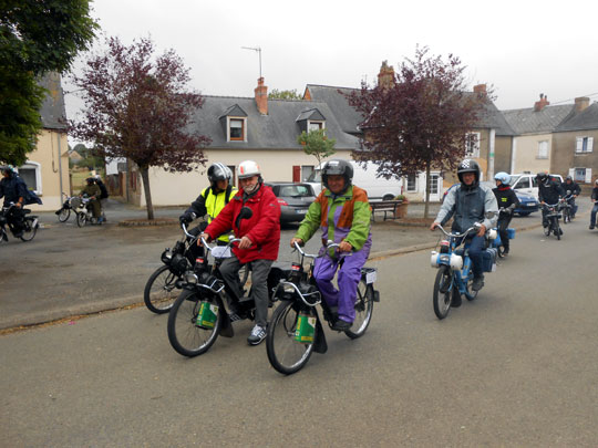 Des solexistes de toutes les couleurs