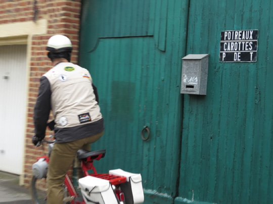 Un solexiste va prendre une photo originale