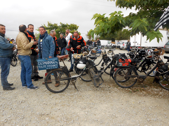 Un autre triporteur  sur une base d'un solex 3800