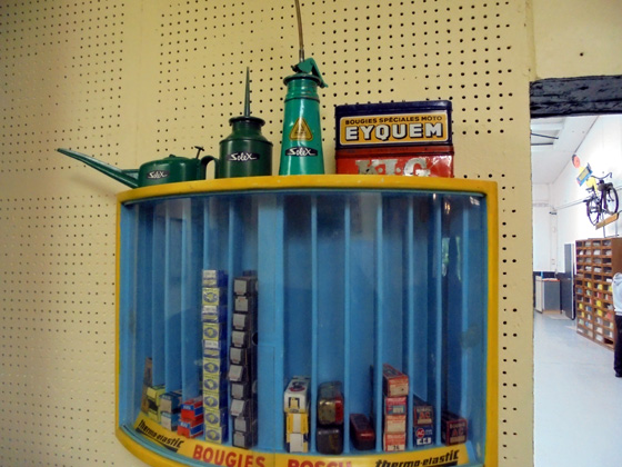 Un présentoir de bougies Bosch