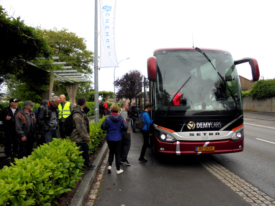 En route pour le musée du Vélosolex de Raymond Niessen