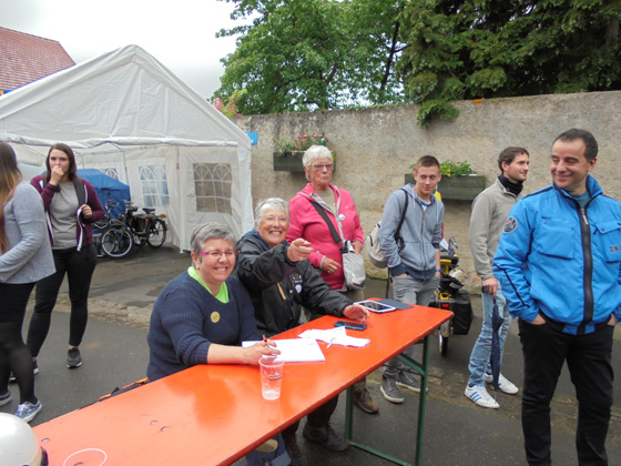 La bonne humeur de Nicole Petit et de Marianne Guerin