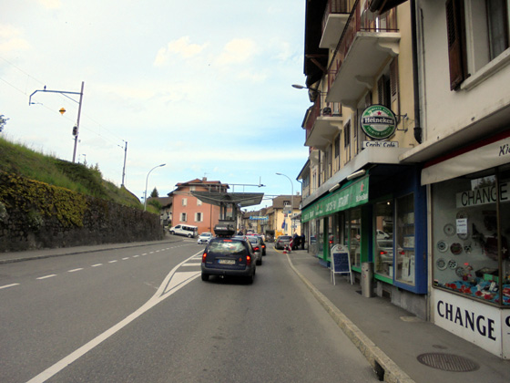 Le passage de la frontière à Saint-Gingolph