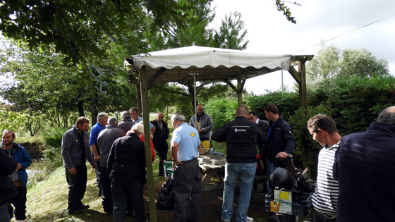 Un stand de d&eacute;gustation de produits locaux