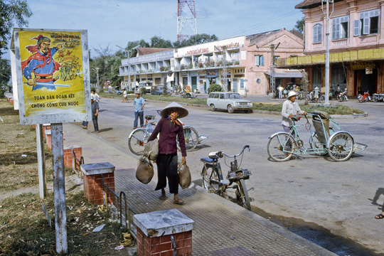 Un Solex 3800 dans les rues de Mytho