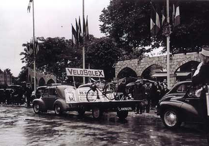 Renault 4 CV avex Solex