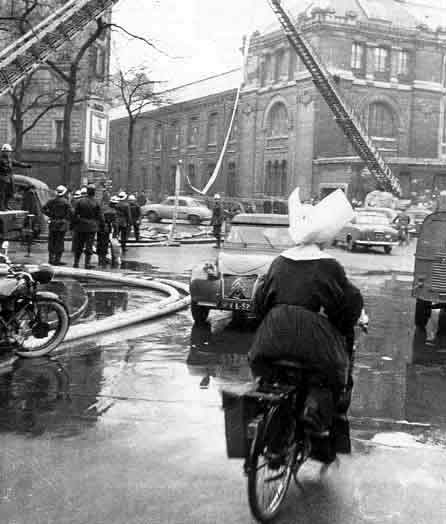 soeur en solex à Ménimontant