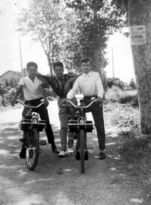 Daniel Gutierrez sur son solex 2200