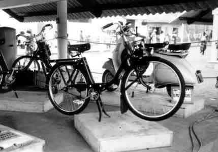 Magasin Heudebert Solex & Vespa