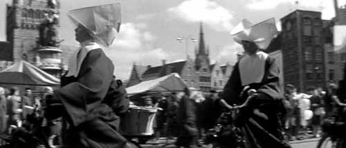 Soeurs en Solex 2200 à Bruges 