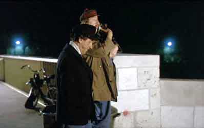  Un Solex 3800 sur un pont de la Seine 