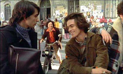 Un Solex 3800 á la sortie d'un lycée