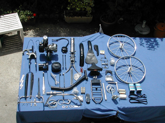 The Solex 1700, totally dismanteled