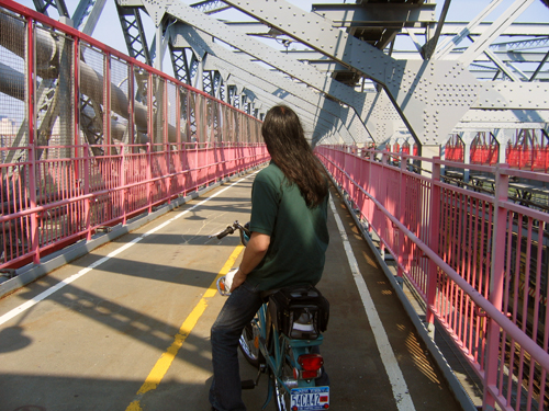 Solex on Williamsburgh Bridge 