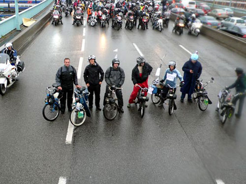 La famille Maurice adepte du Solex sous toutes ses formes