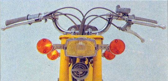 Guidon bracelets et clignotantants à transistors du Solex Ténor